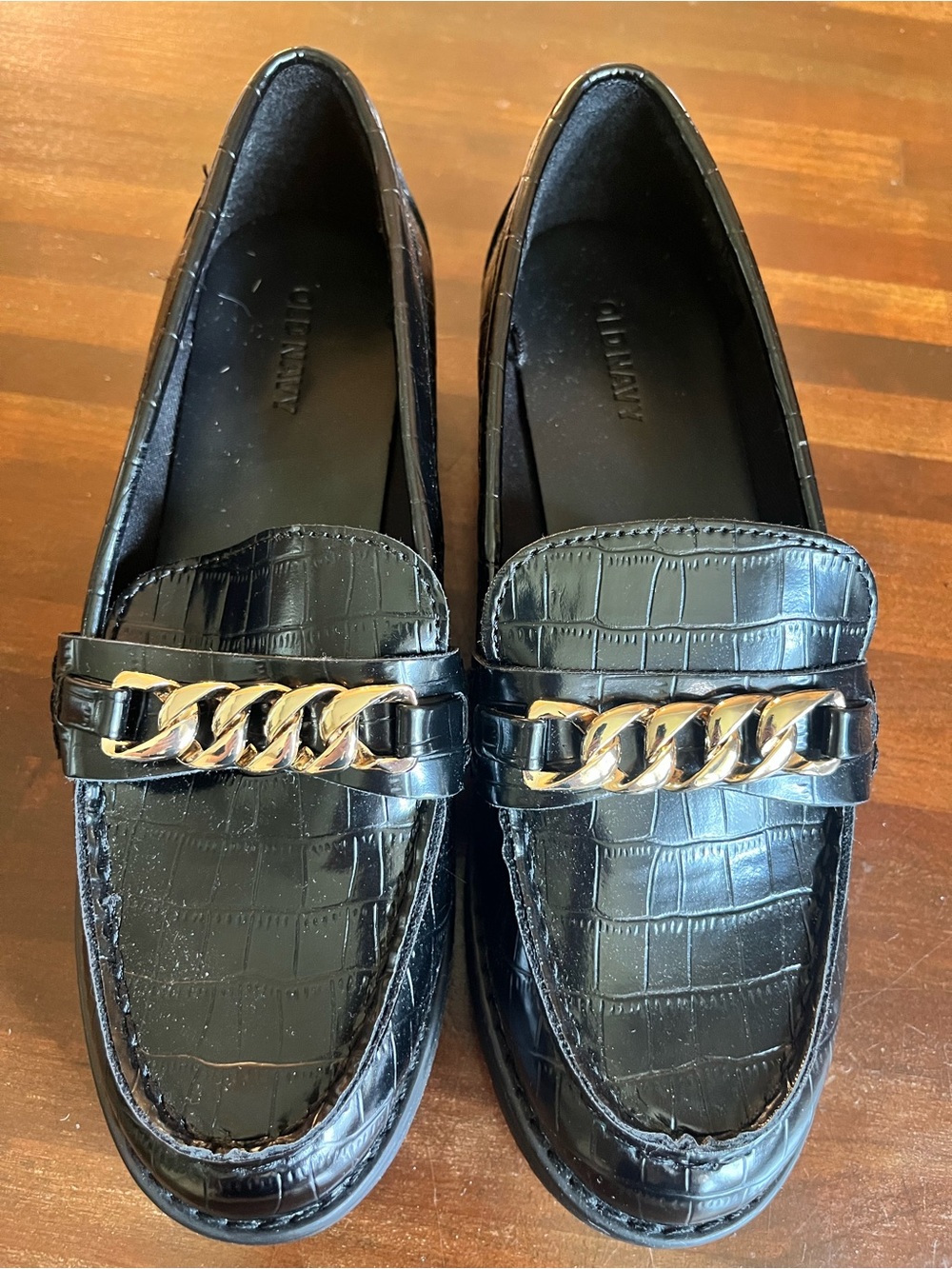 Old Navy Black Croc-Textured Chain Accent Loafers